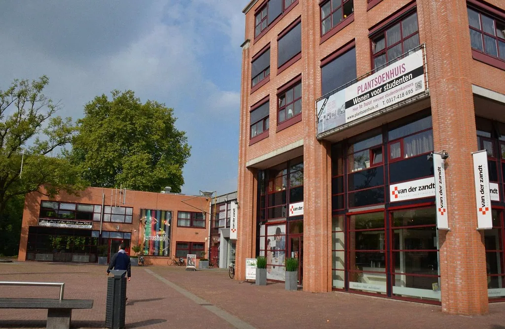Junushoff, Wageningen