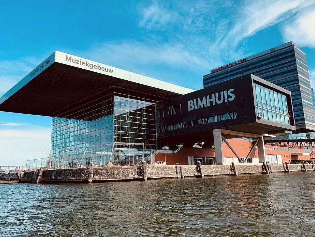 Muziekgebouw aan 't IJ — achtergrondafbeelding